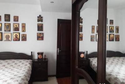 Casă cu 3 camere cu Teren 290 Mp în Central - 2