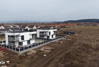 Casă cu 4 camere cu Teren 530 Mp în Sânpetru - 10