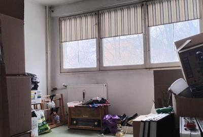 Apartament cu 2 camere decomandat în Drumul Taberei - 1