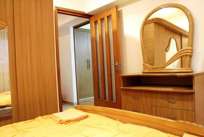 Apartament cu 3 camere decomandat în Central - 2