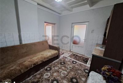 Casă cu 4 camere cu Teren 1439 Mp în Central - 19
