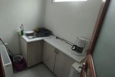 Spațiu comercial, de 200 mp, în 1 Mai - 11