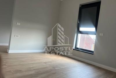 Duplex cu 4 camere cu Canalizare în Covaci - 2