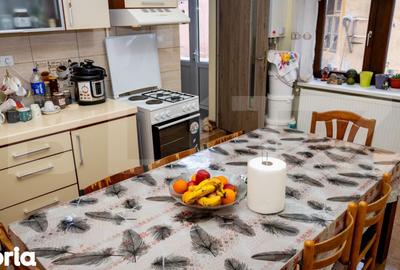 Casă cu 4 camere cu Teren 485 Mp în Piața Centrală - 12