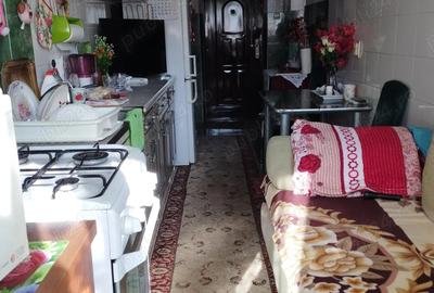 Vand ap cu o camer str. Bumbacului parter 34 mp - 4