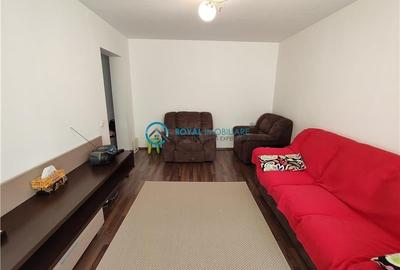 Royal Imobiliare - Inchiriere Apartament zona Republicii - 2