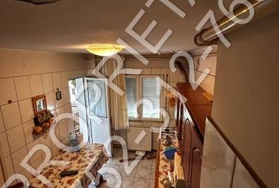 PROPRIETAR Vând Apartament 3 Camere DECOMANDAT, Metrou Piața Sudului BERCENI - 7