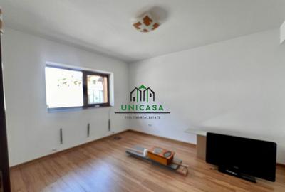 Casă cu 4 camere cu Teren 148 Mp în Vlădești