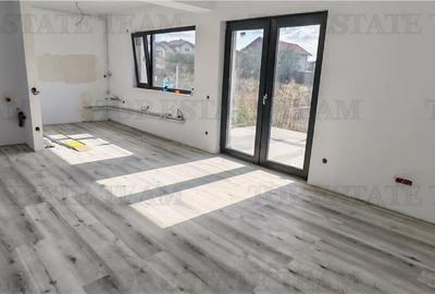 Apartament 2 camere si curte proprie de 80mp, in vila, cu toate utilitatile, in - 1