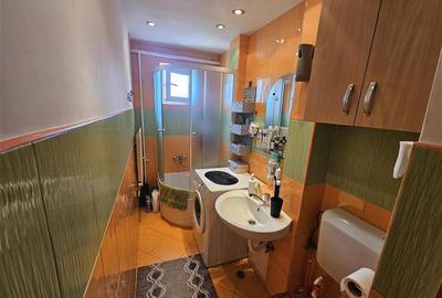 Apartament cu 2 camere decomandat, mobilat în Micro I - 19