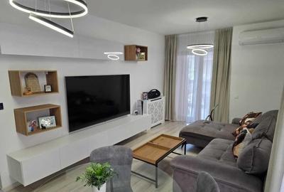 Apartament cu 3 camere decomandat, mobilat în Drumul Taberei