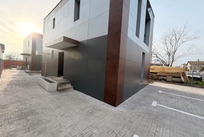 Casă individuală cu 3 camere cu Canalizare în Sud