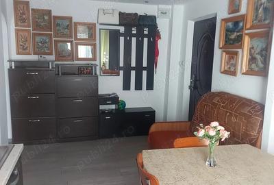 Vand apartament cu 2 camere decomandate in Siret - 2