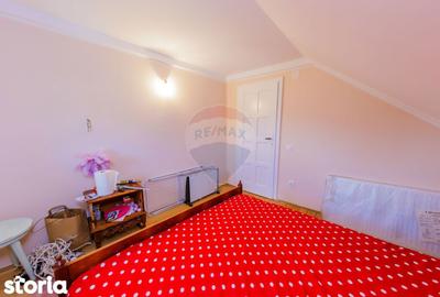 Casă cu 5 camere cu Teren 1133 Mp în Groși - 15