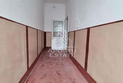 Apartament 2 camere in zona Parneava nemobilat Apartament 2 camere in zona Parneava nemobilat - 1