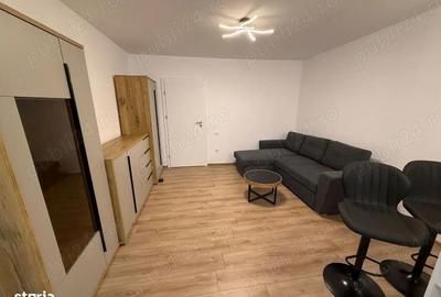 Garsonieră în Titan