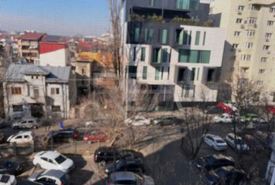 Garsonieră decomandată, mobilată în 1 Mai - 8