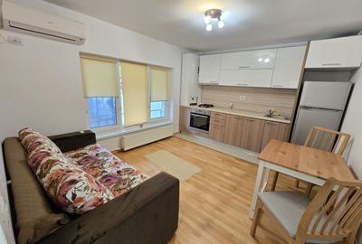 Apartament cu 2 camere decomandat, mobilat în Tei