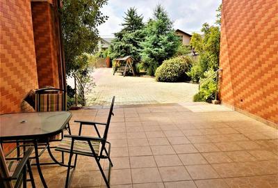 Duplex cu 7 camere cu Canalizare în Central - 23