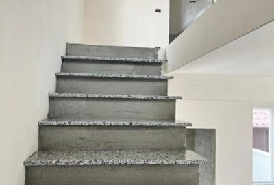 Casă cu 5 camere cu Teren 150 Mp în Rădăuți - 7