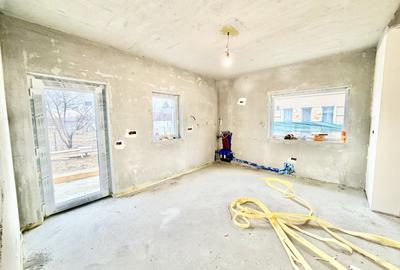 Duplex cu 4 camere cu Canalizare în Moșnița Nouă - 7