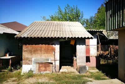 Casă cu 4 camere cu Teren 1200 Mp în Poenari - 2