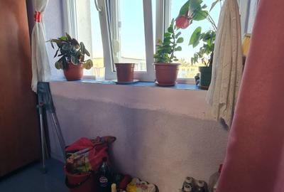 Vanzare apartament 4 camere dec, in Galati, Micro 39A, sup.91mp, mobilat Vanzare apartament 4 camere dec, in Galati, Micro 39A, sup.91mp, mobilat - 17