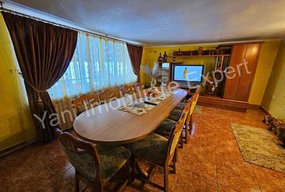 Casă cu 5 camere cu Teren 557 Mp în Central - 3