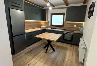 Casă cu 6 camere cu Teren 1000 Mp în Avrig - 8