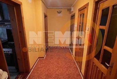 Apartament cu 4 camere circular în Central - 10