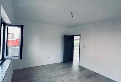 Casă cu 3 camere în Mărgineni - 1