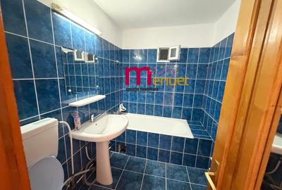 Apartament cu 3 camere decomandat în E3 - 9