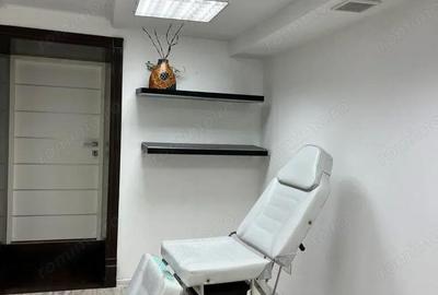 Spațiu comercial, de 40 mp, în Titan - 1