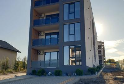 Apartament cu 3 camere decomandat în Rediu - 1