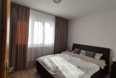 Apartament cu 3 camere semidecomandat, mobilat în Sud - 12