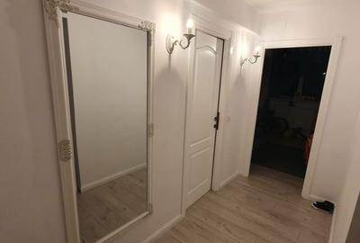 Apartament cu 3 camere decomandat în Micro 20 - 6