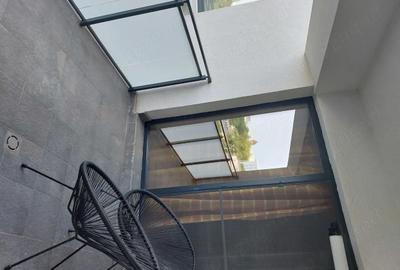 Apartament cu 2 camere decomandat în Viilor