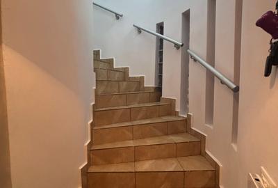 Vanzare casa cu 5 camere zona Baneasa - Jandarmeriei - 10