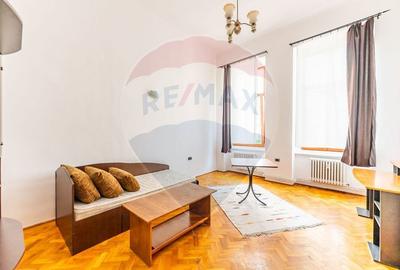 Apartament cu 1 camere decomandat, mobilat în Central