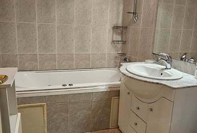 Ap cu 4 camere situat pe Calea Moșilor, aproape de intersecția cu M. Eminescu - 7