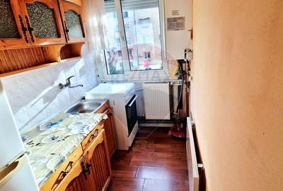 Apartament 2 camere, etaj 2, centrala proprie, balcon - zona Fortuna - 6