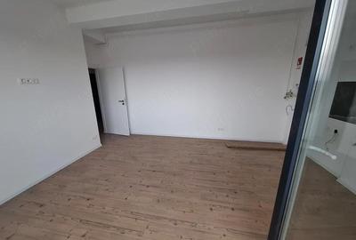 Apartament cu 2 camere nedecomandat în Republicii - 5