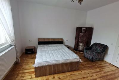 INCHIRIEZ ap.2 camere decomandat la casa,renovat,zona p ta Cluj - 3