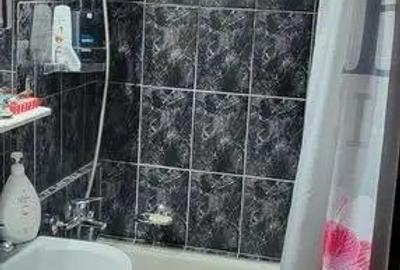 Apartament cu 2 camere semidecomandat în Cetate