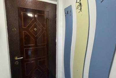 Titan, Piata Minis - 7