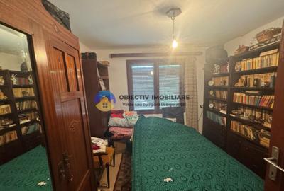 Casa tradi?ionala de vanzare in comuna Podoleni, jud. - 4
