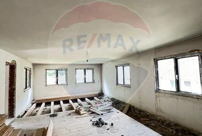 Casă individuală cu 7 camere cu Canalizare în Mădei - 11