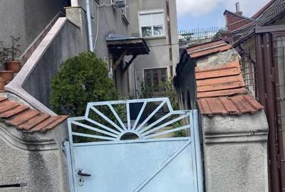 Apartament cu 3 camere semidecomandat în Decebal - 5