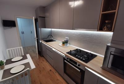 Apartament cu 2 camere decomandat în Calea Dumbrăvii
