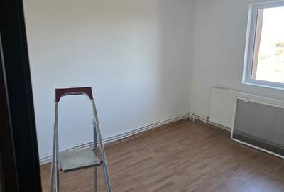 Apartament cu 2 camere decomandat în Central - 1